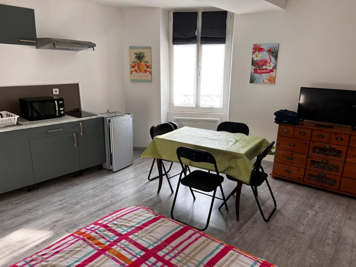 Appartement F2 gatinais à Pithiviers Extérieur photo